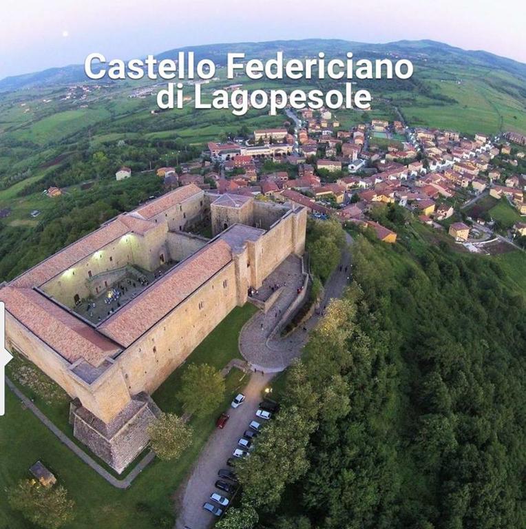 B&B Portacastello Castel Lagopesole Exteriér fotografie